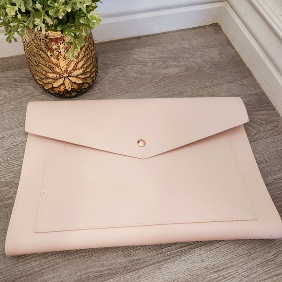 Glass Ladder Laptop portfolio - Picture 5 of 14